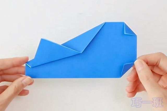 怎么教幼儿折叠制作立体纸飞机(图文)4